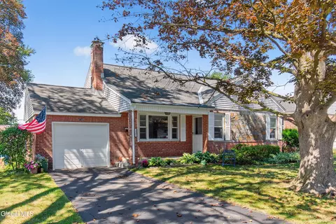 1245 Sumner Ave, Schenectady, NY 12309