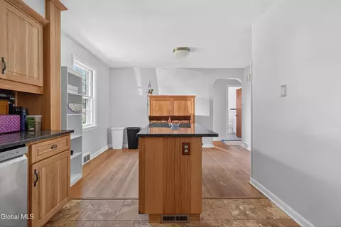 1245 Sumner Ave, Schenectady, NY 12309 photo 9