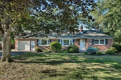 4 Albright Ave, Albany, NY 12203
