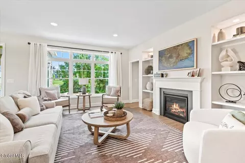 Living - 12 Clover Leaf Dr, Halfmoon, NY 12065 photo 1 of 3