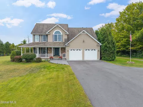 116 Calderwood Rd, Amsterdam, NY 12010