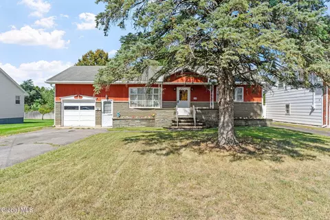 1221 Houlton Ave, Schenectady, NY 12303