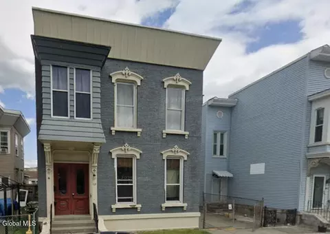 1624 3rd Ave, Watervliet, NY 12189