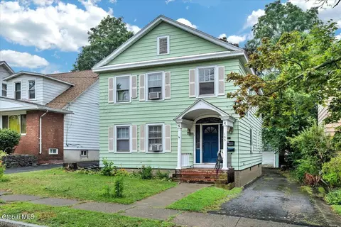105 Clermont St, Albany, NY 12203
