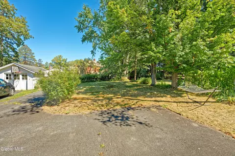 Exterior - 3 Seymour Ct, Troy, NY 12180 photo 8 of 9