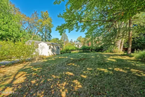 Exterior - 3 Seymour Ct, Troy, NY 12180 photo 7 of 9