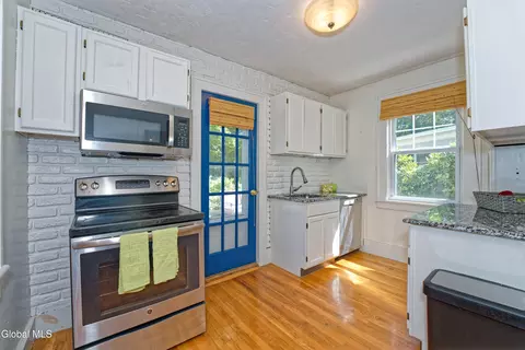 Kitchen - 3 Seymour Ct, Troy, NY 12180 photo 1 of 4