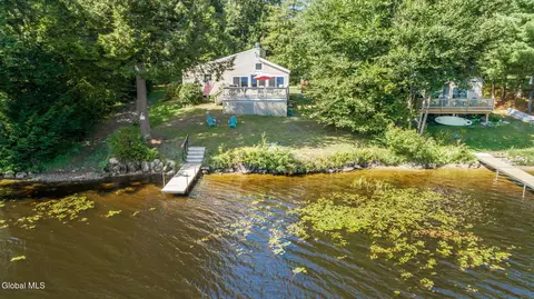 132 Crooked Trl, Middle Grove, NY 12850