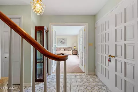 Entry Way - 344 Dolan Dr, Schenectady, NY 12306 photo 3 of 6