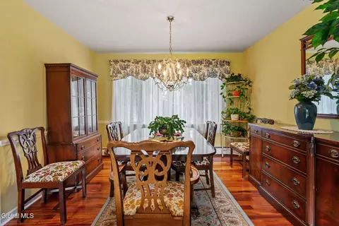 Dining - 344 Dolan Dr, Schenectady, NY 12306 photo 1 of 8