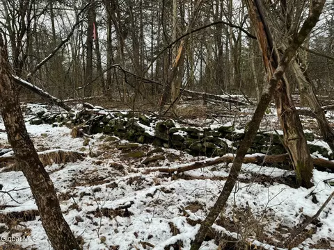 2000 Sleepy Hollow Rd, Athens, NY 12015