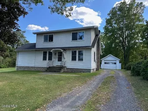 704 Bridge St, Selkirk, NY 12158