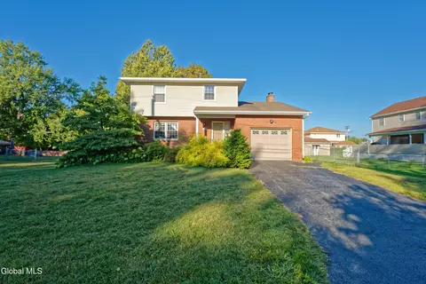 1841 Tower St, Schenectady, NY 12303