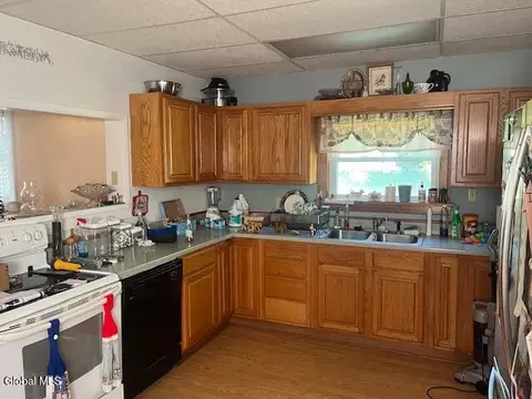 126 Scribner Ave, Middleburgh, NY 12122 photo 9