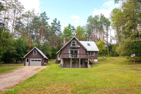 39 Austin Pond Rd, North Creek, NY 12853