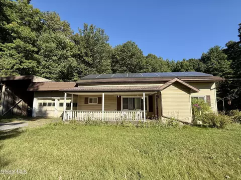 1278 Patten Mills Rd, Fort Ann, NY 12827