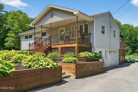151 Reservoir Rd, Moreau, NY 12828