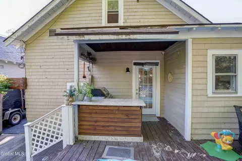 1304 Baker Ave, Schenectady, NY 12309 photo 15