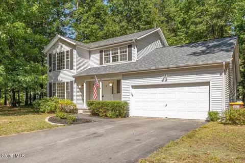 230 Drummond Dr, Ballston Spa, NY 12020 photo 2