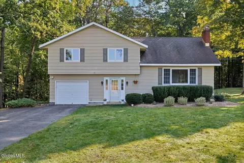 1400 Division St, Ballston Lake, NY 12019
