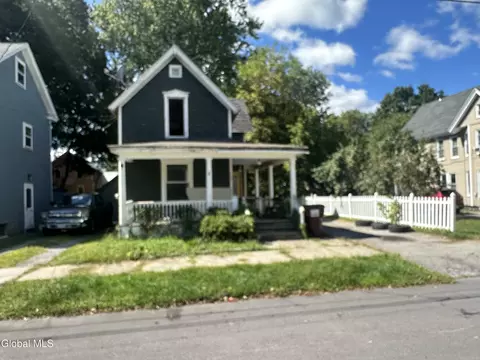77 Helwig St, Gloversville, NY 12078
