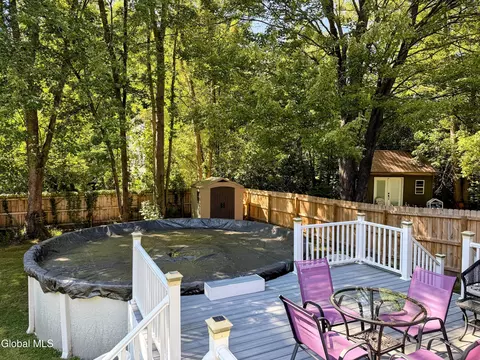 Exterior - 3 Brigantine Dr, Waterford, NY 12188 photo 12 of 15