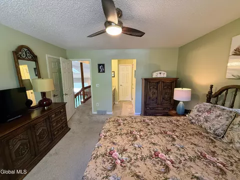 Bedroom - 3 Brigantine Dr, Waterford, NY 12188 photo 3 of 4