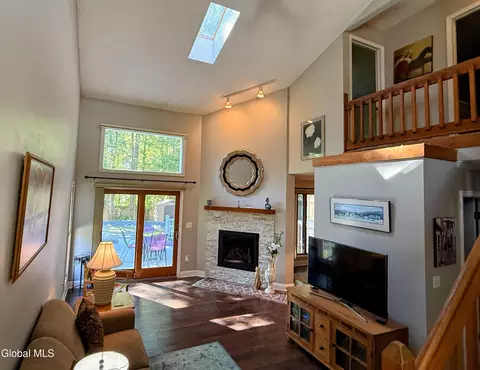 Living - 3 Brigantine Dr, Waterford, NY 12188 photo 2 of 2