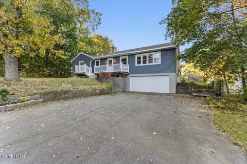 8 Douglas Ave, Rensselaer, NY 12144