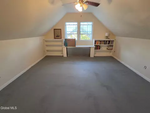 Bedroom - 1522 Schuyler St, Schenectady, NY 12303 photo 3 of 4