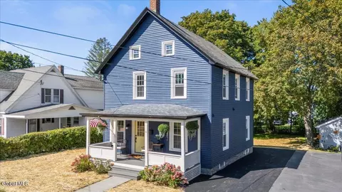 11 Jackson Ave, South Glens Falls, NY 12803
