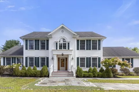 81 Masters Cmn N, Queensbury, NY 12804