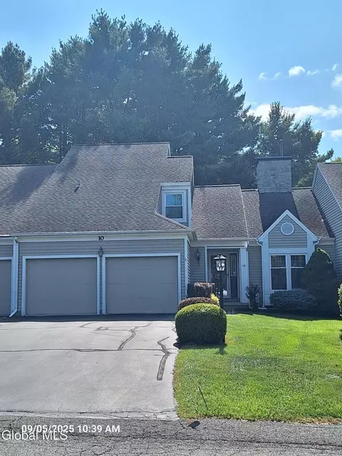 10 Ridgefield Dr, Voorheesville, NY 12186