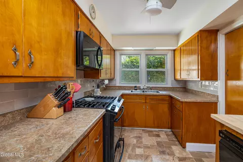 47 Oldox Rd, Delmar, NY 12054 photo 13