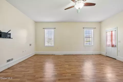 3944 Becker St, Schenectady, NY 12304 photo 14