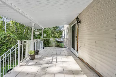 3944 Becker St, Schenectady, NY 12304 photo 46
