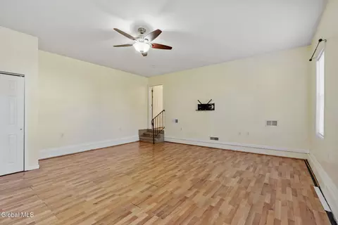 3944 Becker St, Schenectady, NY 12304 photo 16