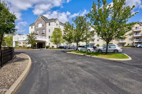 8 Wall St #332, Clifton Park, NY 12065