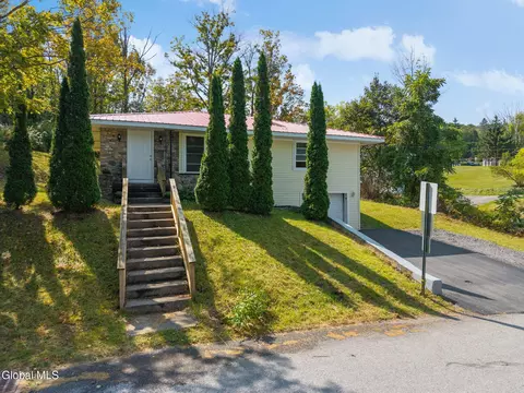 102 Roberts St, Richmondville, NY 12149