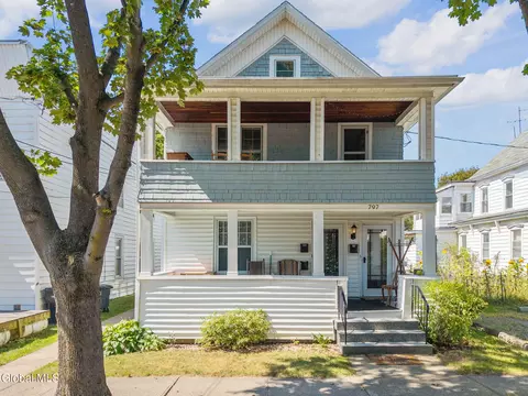 797 1st Ave, Troy, NY 12182
