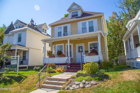 1221 Glenwood Blvd, Schenectady, NY 12308