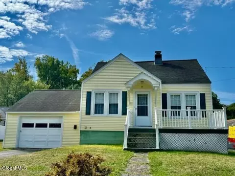 29 Russell Ave, Wynantskill, NY 12198