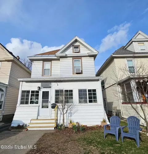 195 Kent St, Albany, NY 12206