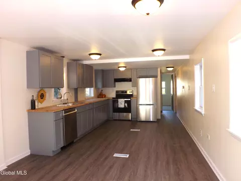 Kitchen - 25 Gabriel Rd, Corinth, NY 12822 photo 4 of 7