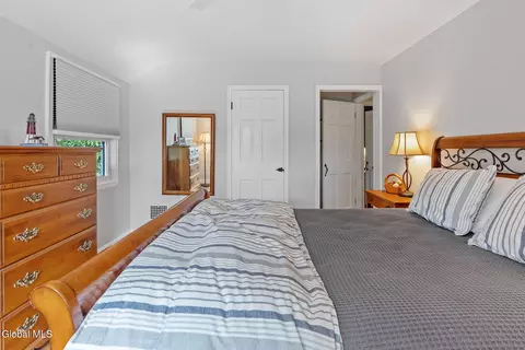 1185 Sumner Ave, Schenectady, NY 12309 photo 37