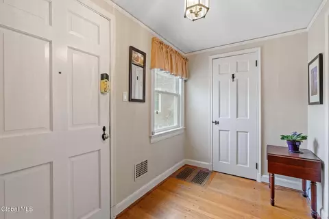 1185 Sumner Ave, Schenectady, NY 12309 photo 12