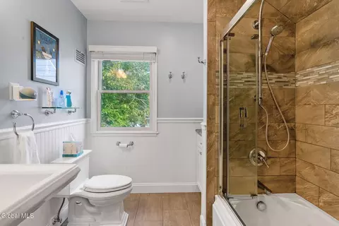 1185 Sumner Ave, Schenectady, NY 12309 photo 28