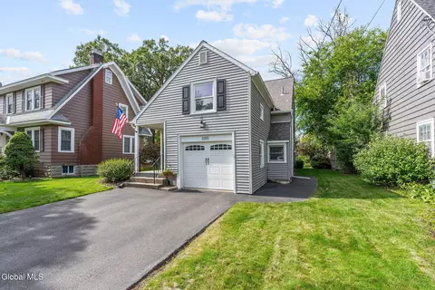 1185 Sumner Ave, Schenectady, NY 12309 photo 2