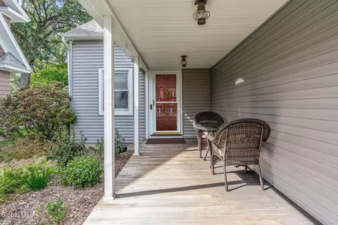 1185 Sumner Ave, Schenectady, NY 12309 photo 11