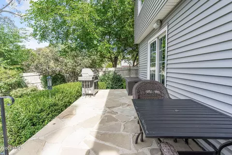 1185 Sumner Ave, Schenectady, NY 12309 photo 5